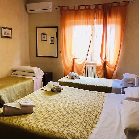 Hotel Casarola - Trigoria Castel di Decima Екстериор снимка
