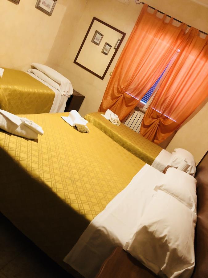 Hotel Casarola - Trigoria Castel di Decima Екстериор снимка